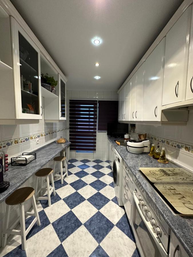 Apartmán Madera De Olmo Madrid Exteriér fotografie