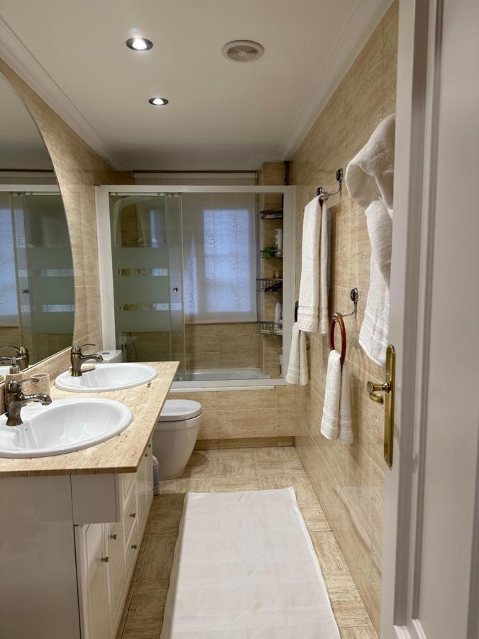 Apartmán Madera De Olmo Madrid Exteriér fotografie