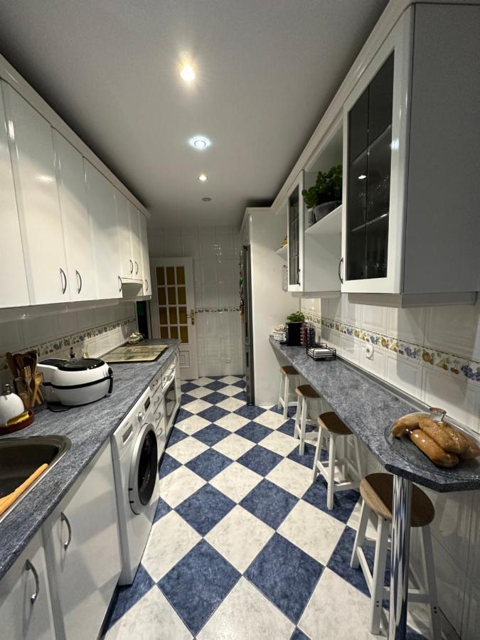 Apartmán Madera De Olmo Madrid Exteriér fotografie